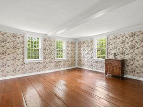 476 Cherry St, Bridgewater MA 02324