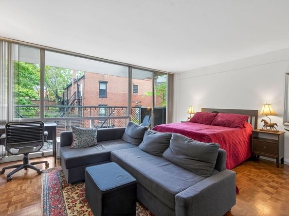 45 Longwood Ave 409, Brookline MA 02446