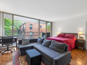 45 Longwood Ave 409, Brookline MA 02446