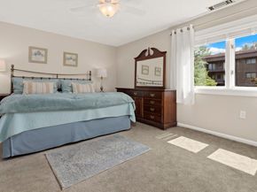 7 Ledgewood Way 4, Peabody MA 01960