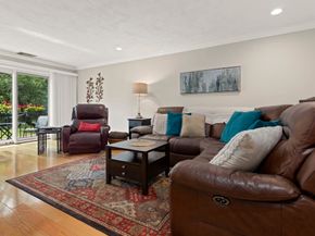 7 Ledgewood Way 4, Peabody MA 01960