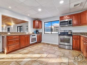 7 Ledgewood Way 4, Peabody MA 01960