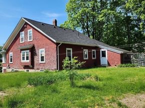 72 W Main St, Dudley MA 01571