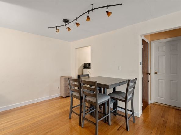 14 Commonwealth Court 11, Boston MA 02135