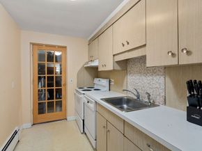 14 Commonwealth Court 11, Boston MA 02135
