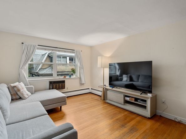 14 Commonwealth Court 11, Boston MA 02135