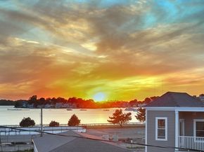30 Rockland Cir, Hull MA 02045