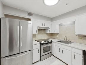 232 Canton St 308, Randolph MA 02368