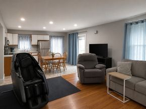 11 Gardner 4, Salem MA 01970