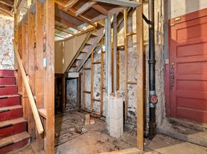 35 Mount Washington Ave, Malden MA 02148