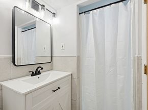 62 South St 1A, Quincy MA 02169