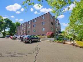 62 South St 1A, Quincy MA 02169