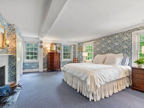 44 Andover Street, North Andover MA 01845