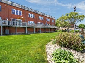 45 Main St 112, Wareham MA 02571