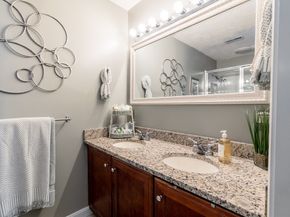 22 Duluth St, Worcester MA 01604