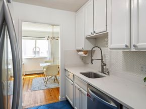 1 Charles St V, Reading MA 01867