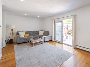 1 Charles St V, Reading MA 01867