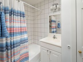 1 Charles St V, Reading MA 01867