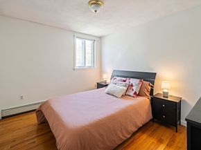1 Charles St V, Reading MA 01867