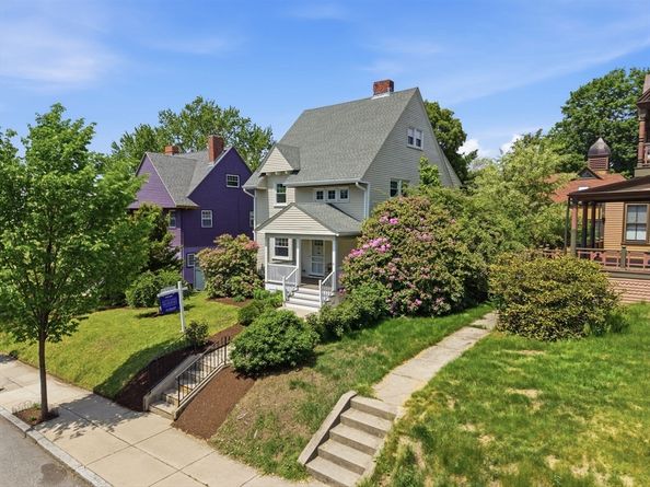 42 Roslin St, Boston MA 02124