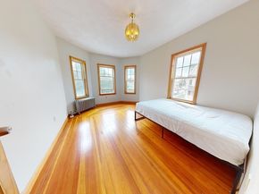 27 Princeton St, Medford MA 02155