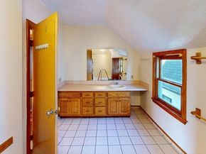 27 Princeton St, Medford MA 02155