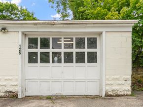 125 Cross St, Southbridge MA 01550