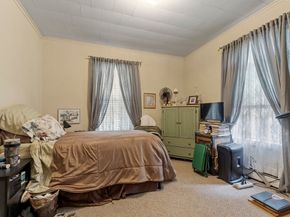 125 Cross St, Southbridge MA 01550