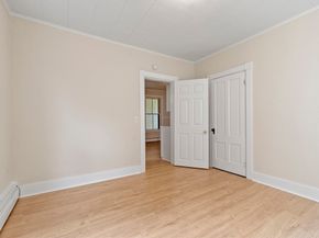 125 Cross St, Southbridge MA 01550