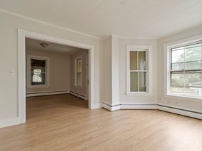 125 Cross St, Southbridge MA 01550