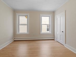 125 Cross St, Southbridge MA 01550