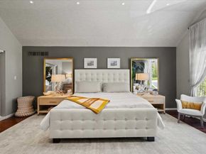 7 Dickinson Circle, Shrewsbury MA 01545