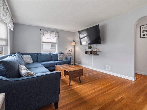 92 Laurie Ave, Boston MA 02132