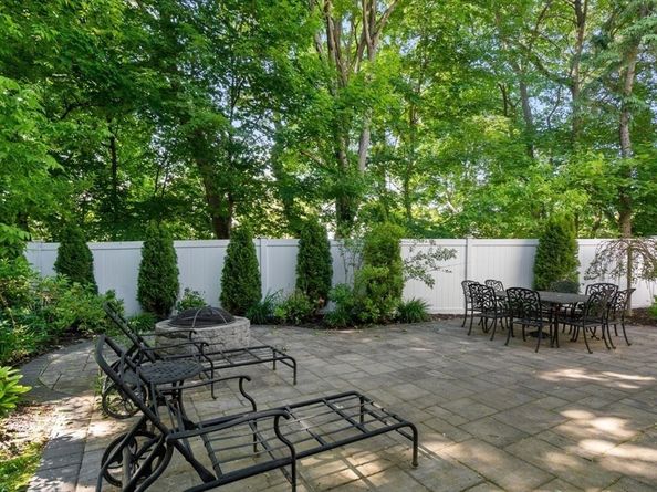 283 Walnut Street, Wellesley MA 02481
