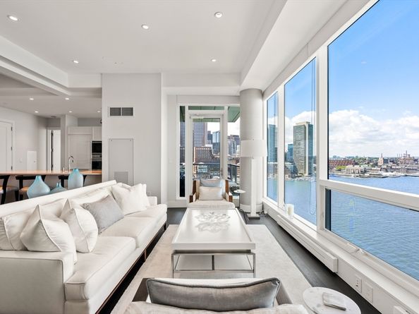 22 Liberty Dr 11C, Boston MA 02210