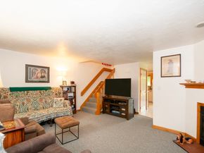 20 Cleverly St A4, Abington MA 02351