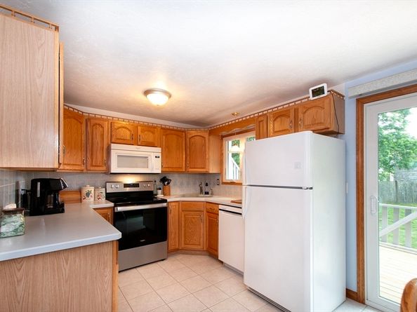 20 Cleverly St A4, Abington MA 02351