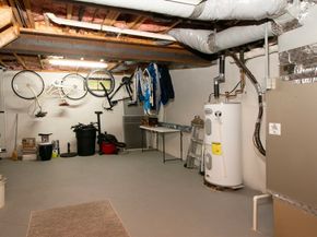 20 Cleverly St A4, Abington MA 02351