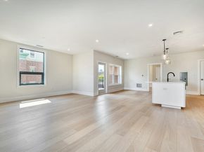 62 Foundry St 305, Wakefield MA 01880