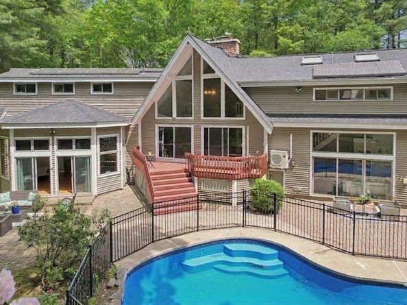 10 Cold Harbor Drive, Northborough MA 01532