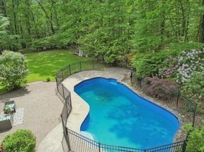 10 Cold Harbor Drive, Northborough MA 01532