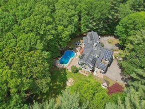 10 Cold Harbor Drive, Northborough MA 01532