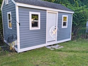 257 Bishop St, Framingham MA 01702