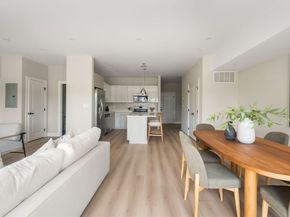 13 Wentworth Road 404, Quincy MA 02170
