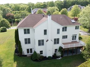 10 Valley View Dr, Grafton MA 01536