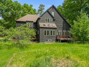 28 Vincent Rd, Mendon MA 01756