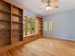 28 Vincent Rd, Mendon MA 01756