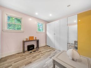 179 Oakland St, Wellesley MA 02481