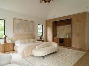 19 Bonnybrook Road, Newton MA 02468