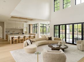 19 Bonnybrook Road, Newton MA 02468
